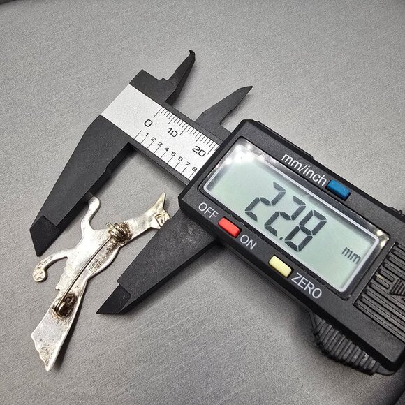 Vintage Southwestern Sterling Silver Roadrunner Brooch Inlay Turquoise Coral - Picture 7 of 8